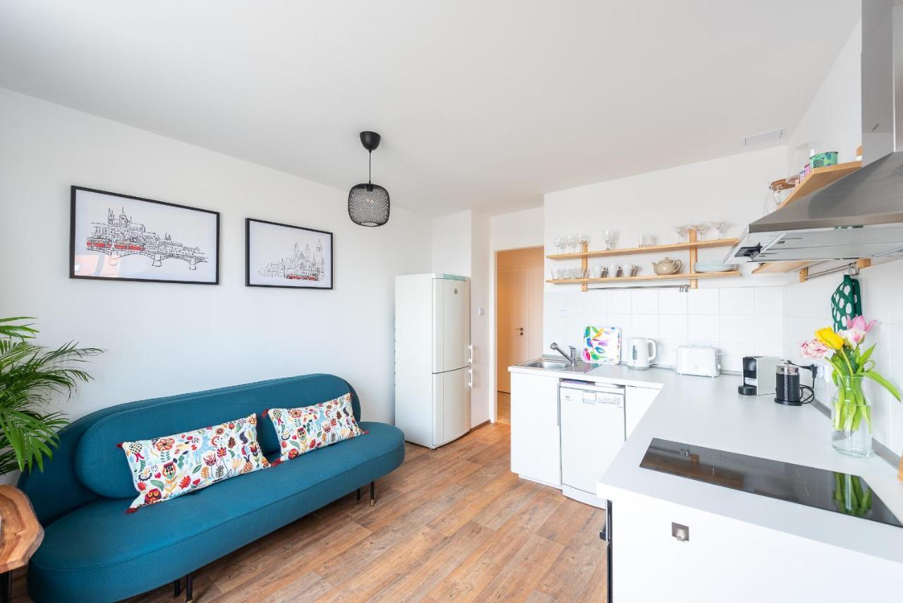 Bright Charming Apt With Terrace, Parking & Airco. Prag Dış mekan fotoğraf
