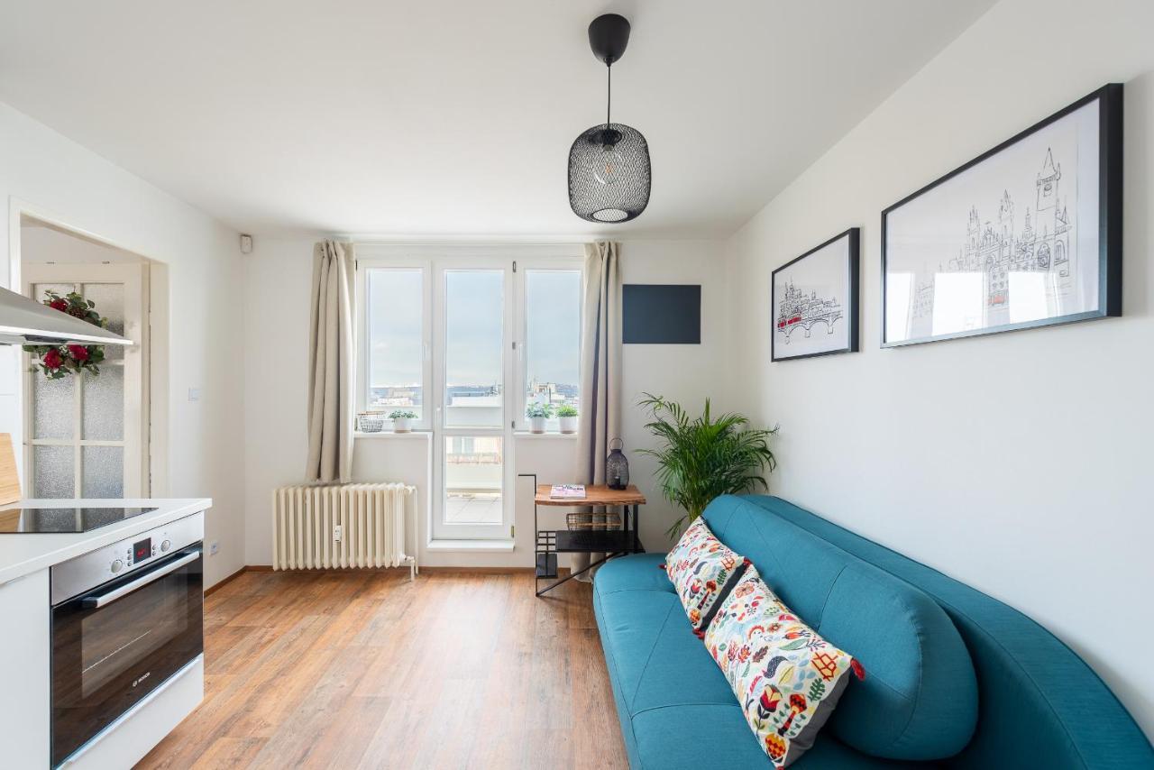 Bright Charming Apt With Terrace, Parking & Airco. Prag Dış mekan fotoğraf